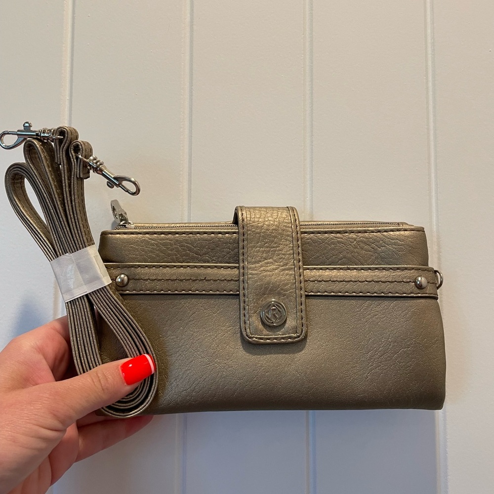 Gold/ metallic clutch purse with straps, new